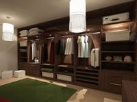 Классическая гардеробная комната из массива с подсветкой Усть-Илимск